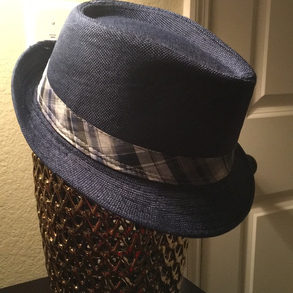 Fedora hat. - Picture 2 of 3